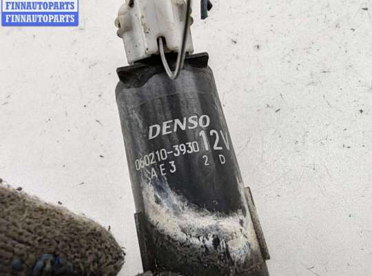 купить Насос (моторчик) омывателя стекла на Mitsubishi Galant (1996-2003)