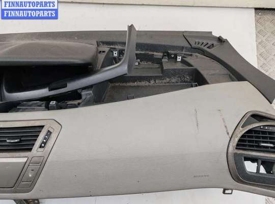 купить Панель приборная (торпедо) на Citroen C4 Picasso