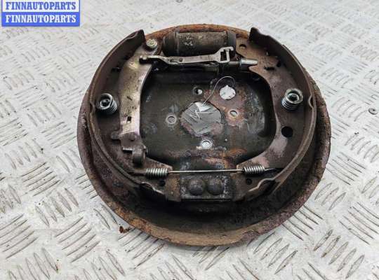 Купить Щиток (диск) опорный тормозной задний правый на Renault Kangoo I (1998-2008) Щиток (диск) опорный тормозной задний правый RN1568095 на Renault Kangoo I (1998-2008)