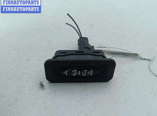 купить Кнопка открывания багажника на Renault Scenic II (2003-2009)