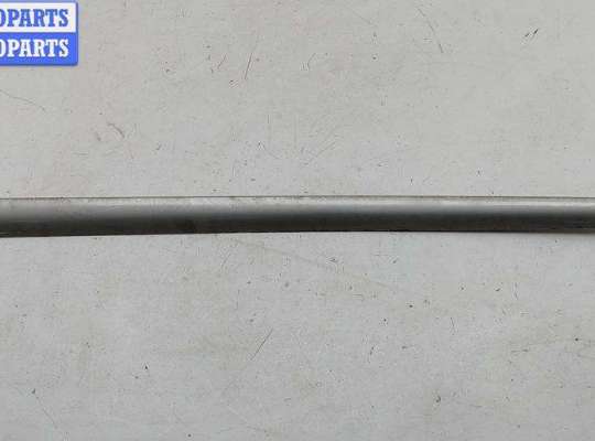 купить Молдинг двери передней правой на Peugeot 307