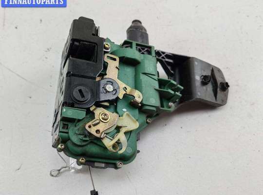 купить Замок двери задней правой на Volkswagen Passat B5+ (GP)