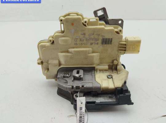 Замок двери передней правой VG2712348 на Volkswagen Passat B6