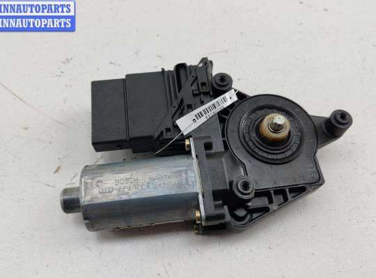 купить Моторчик стеклоподъемника задний левый на Volkswagen Passat B5+ (GP)