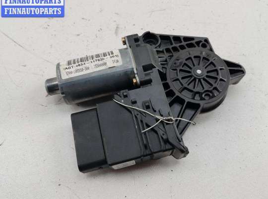 купить Моторчик стеклоподъемника задний левый на Volkswagen Passat B5+ (GP)