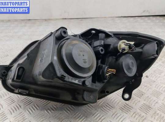 купить Фара правая на Skoda Fabia mk2 (5J) 2007-2014