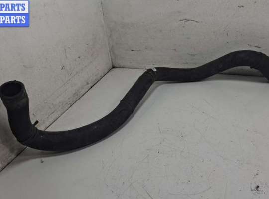 купить Патрубок радиатора на Volkswagen Golf-4