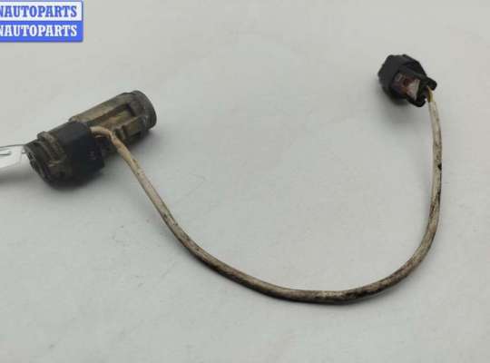 Личинка замка MT572863 на Mitsubishi Carisma