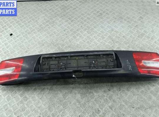 Бленда (накладка под номер) VL479783 на Volvo S40 / V40 (1995-2004)