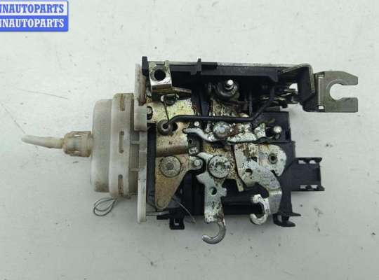 купить Замок двери передней правой на Audi A6 C4 (1994-1997)