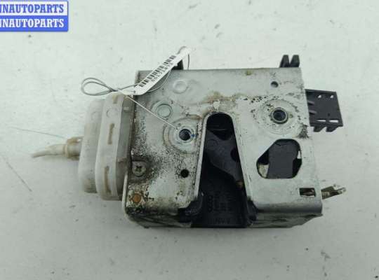 купить Замок двери передней правой на Audi A6 C4 (1994-1997)