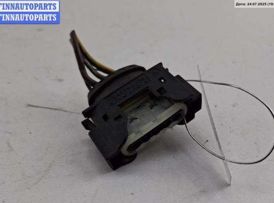 Разъем (фишка) проводки MB1489005 на Mercedes C-Class W203 (2000-2006)