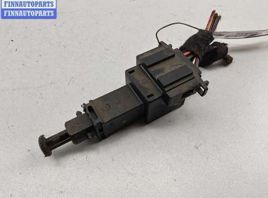 Купить Датчик (включатель) стоп-сигнала на Seat Alhambra (2000-2010) Датчик (включатель) стоп-сигнала ST339222 на Seat Alhambra (2000-2010)