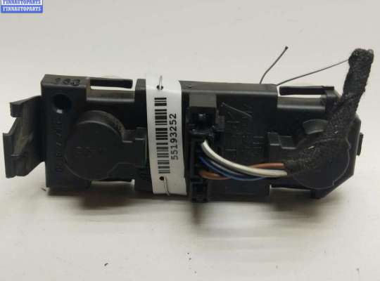 купить Плата фонаря заднего левого на Ford Galaxy (2000-2006)