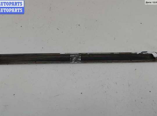купить Молдинг двери задней левой на Volkswagen Sharan (2000-2010)