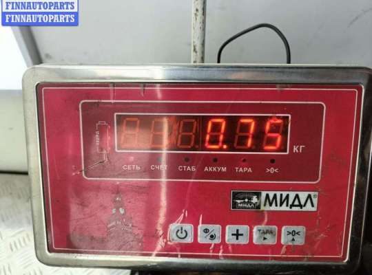 купить Молдинг двери передней левой на Audi 100 C4 (1991-1994)