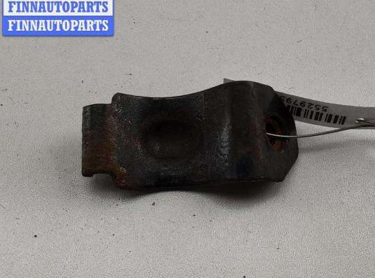 купить Крепление втулки стабилизатора переднего на Volkswagen Passat B3