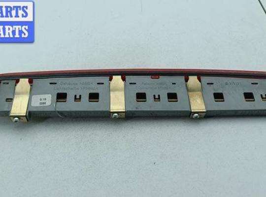 купить Фонарь стоп-сигнал на Mercedes C-Class W203 (2000-2006)