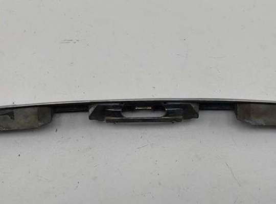 купить Накладка подсветки номера на Citroen C5 (2001-2008)