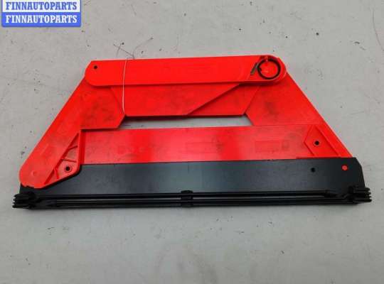 купить Знак аварийной остановки на Audi A6 C5 (1997-2005)