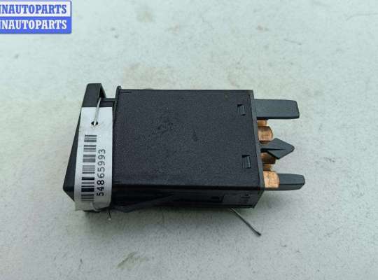 купить Кнопка аварийной сигнализации (аварийки) на Volkswagen Passat B5