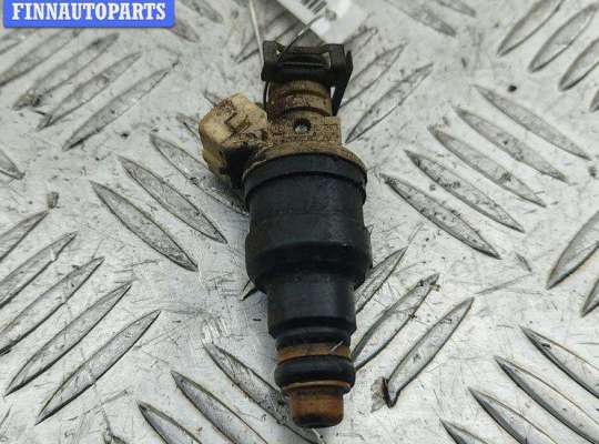 купить Форсунка топливная на Volkswagen Passat B4