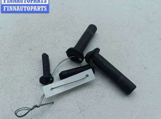 купить Кронштейн радиатора на Volkswagen Passat B5+ (GP)