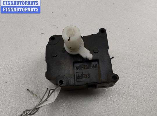 Моторчик заслонки отопителя AU1728967 на Audi A8 D2 (1994-2002)