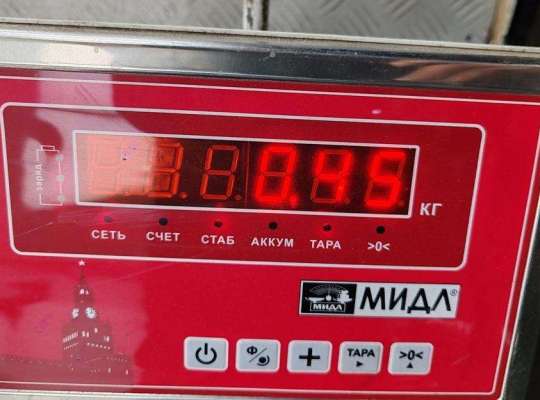 купить Молдинг двери передней левой на Volkswagen Passat B5