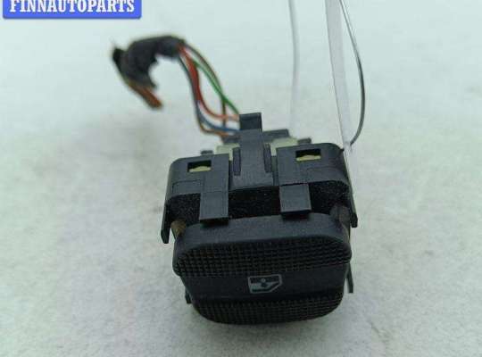 купить Кнопка стеклоподъемника переднего правого на Volkswagen Passat B4