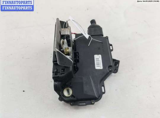 купить Замок двери передней левой на Audi A4 B6 (2001-2004)