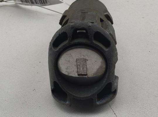 купить Личинка замка на Renault Scenic II (2003-2009)