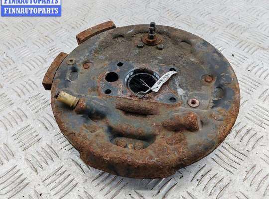 купить Щиток (диск) опорный тормозной задний правый на Renault Scenic I (1996-2003)