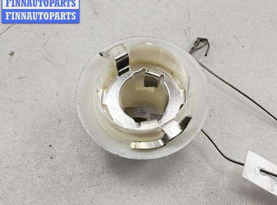 Купить Патрон лампы указателя поворота на Volkswagen Golf-4 Патрон лампы указателя поворота VG2666745 на Volkswagen Golf-4