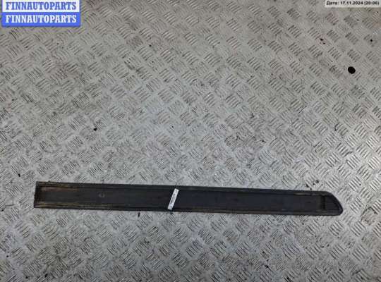 Молдинг на Opel Zafira B