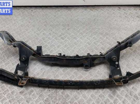 купить Рамка передняя (панель кузовная, телевизор) на Ford Focus II (2004-2011)