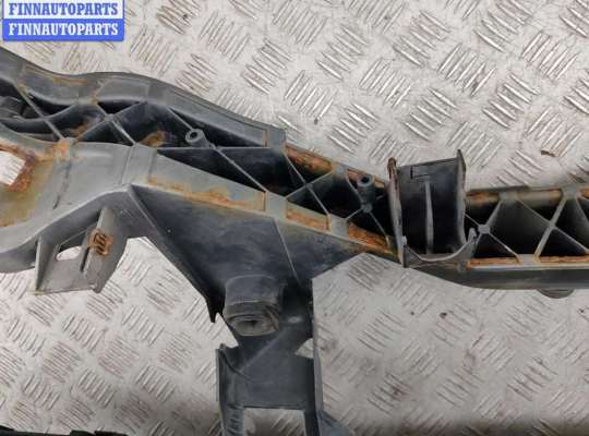 купить Рамка передняя (панель кузовная, телевизор) на Ford Focus II (2004-2011)