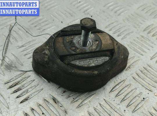купить Подушка крепления КПП на Audi A4 B7 (2004-2008)