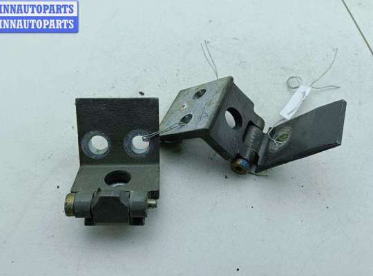 купить Петля двери передней правой на Peugeot 607