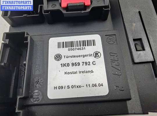 купить Моторчик стеклоподъемника передний правый на Volkswagen Touran