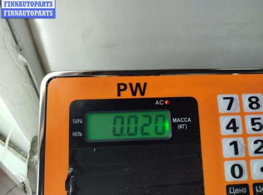 купить Патрон лампы фонаря на Toyota Yaris Verso