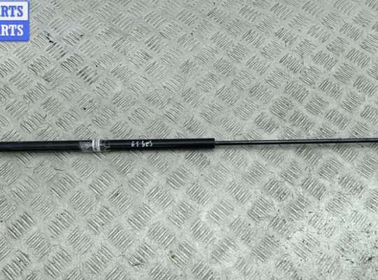 купить Амортизатор капота на Audi A4 B7 (2004-2008)