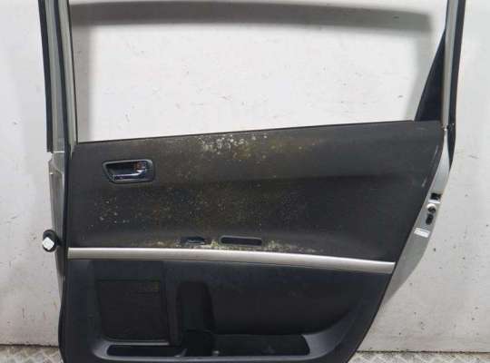 купить Дверь боковая задняя правая на Toyota Corolla Verso