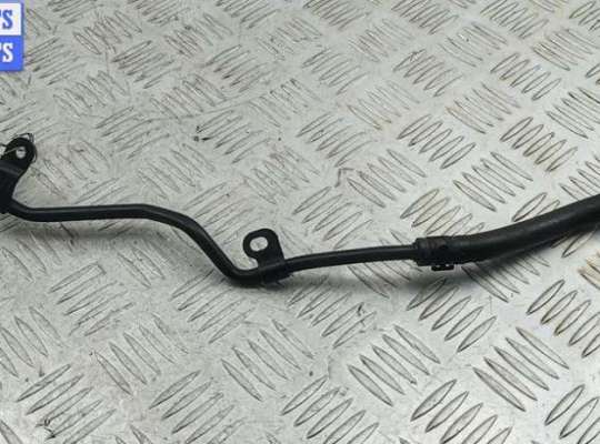 купить Трубка охлаждающей жидкости металлическая на Volkswagen Passat B7