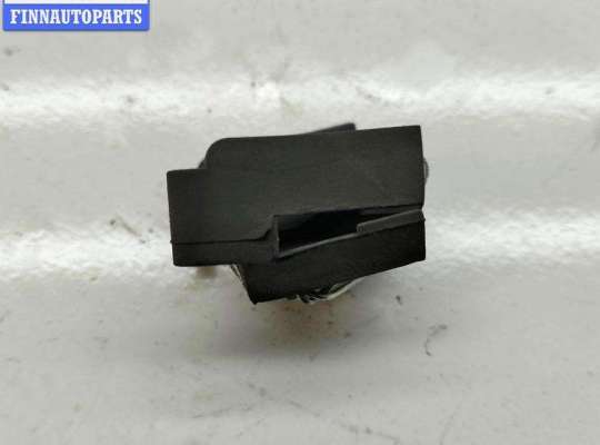 купить Кронштейн радиатора на Volkswagen Passat B5+ (GP)