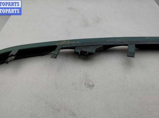 купить Ус под фару правый на BMW 3 E46 (1998-2006)