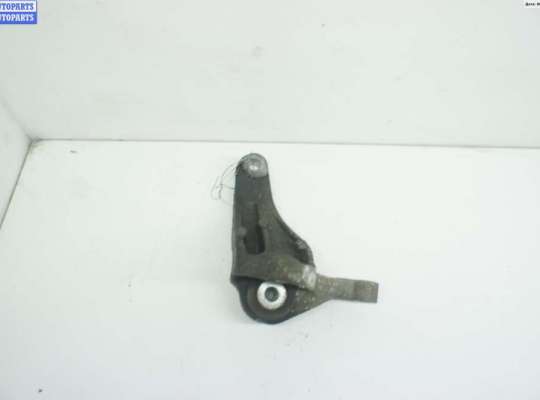 Кронштейн КПП опорный FO1057697 на Ford Focus II (2004-2011)