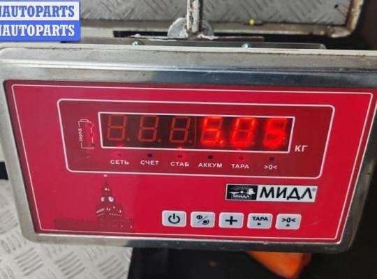 купить Рамка передняя (панель кузовная, телевизор) на Volkswagen Passat B6