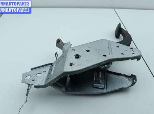 купить Педаль сцепления на Opel Astra G (1998-2004)