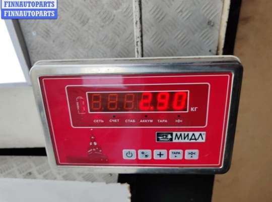 купить Обшивка двери передней правой (дверная карта) на Ford Focus II (2004-2011)